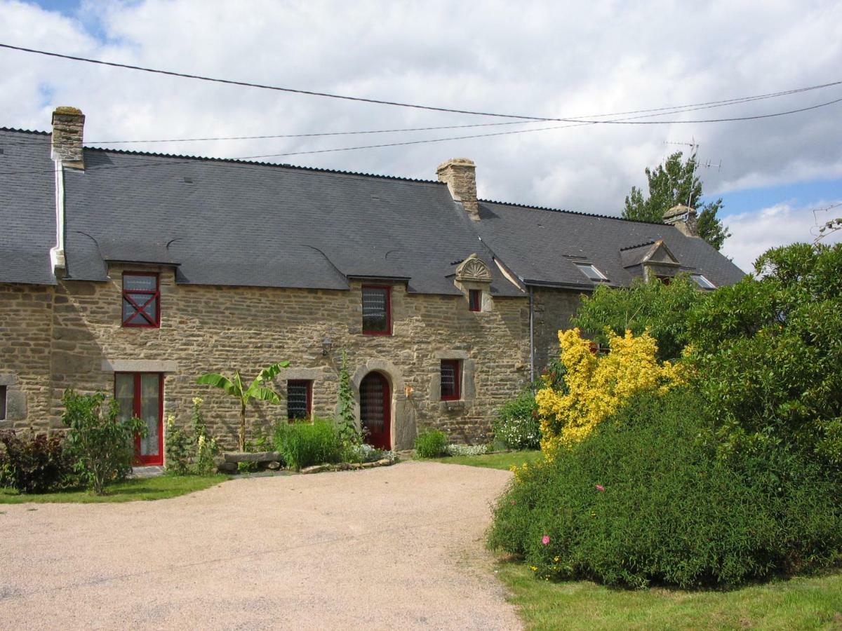 Gites Du Roheran Malansac Экстерьер фото