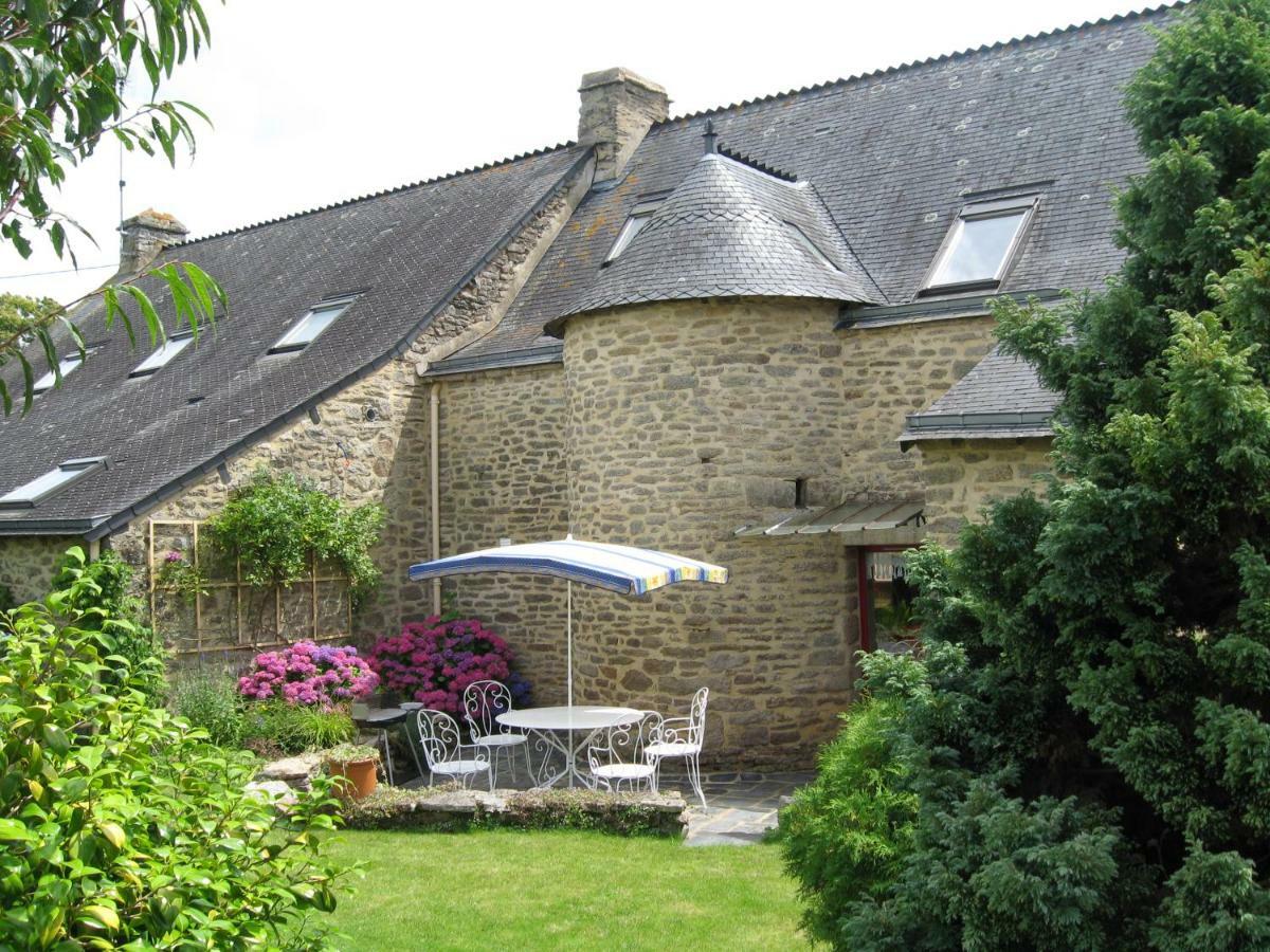 Gites Du Roheran Malansac Экстерьер фото